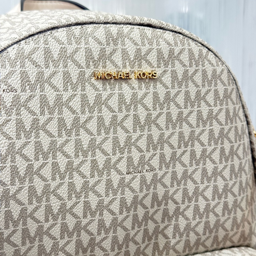 MICHAEL KORS Slater Medium Signature Logo Backpack - Picture 5 of 8